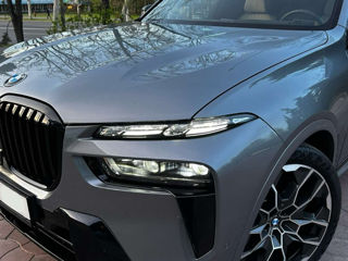 BMW X7 foto 2