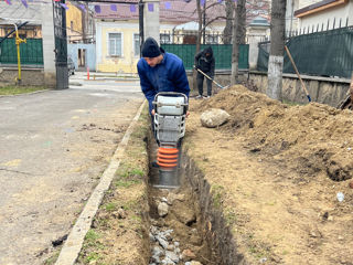 Săpăm pentru canalizare, apeduct. foto 4