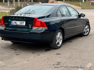 Volvo S60 foto 5