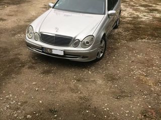 Mercedes E Class foto 6