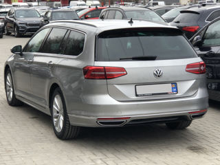 Volkswagen Passat foto 5