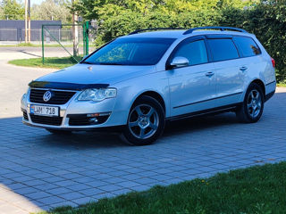 Volkswagen Passat foto 1