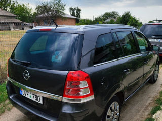 Opel Zafira foto 3