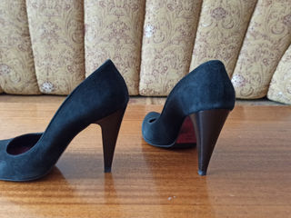 Туфли женские разные по фасону и размерам (см. фото) в отличном состоянии. foto 5