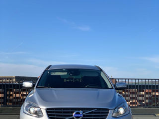 Volvo XC60 foto 2