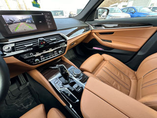 BMW 5 Series foto 15