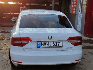 Skoda Superb foto 4