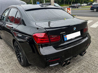 BMW 3 Series foto 4