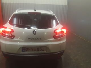 Renault Megane foto 1