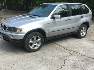 BMW X5 foto 1