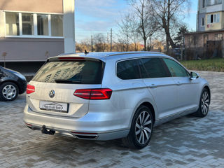 Volkswagen Passat foto 8