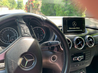 Mercedes B-Class foto 5