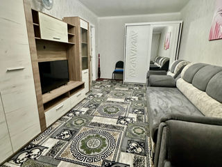 Apartament cu 2 camere, 52 m², Botanica, Chișinău foto 2