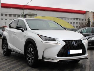 Lexus NX Series foto 1