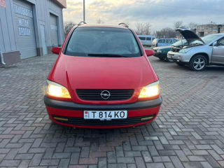 Opel Zafira foto 6