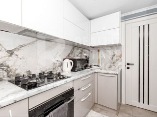 Vânzare - casă, 70 mp + 3 ari, str. Milano, Sculeni foto 5