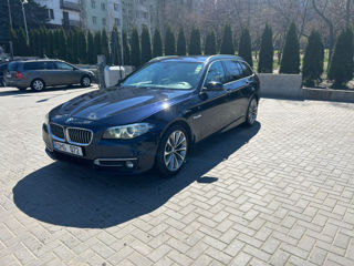 BMW 5 Series foto 2