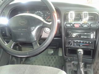 Nissan Primera foto 1