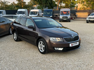 Skoda Octavia foto 2