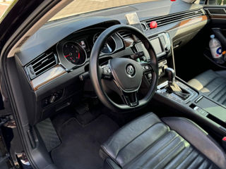 Volkswagen Passat foto 4