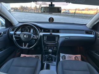 Skoda Superb foto 15