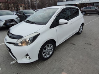 Toyota Yaris foto 3