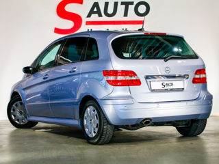 Mercedes B-Class foto 5