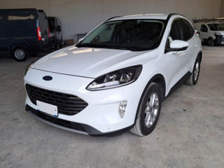 Ford Kuga foto 2