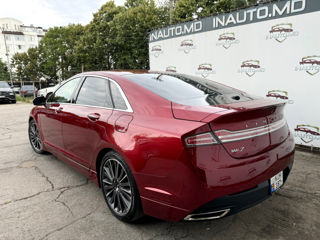 Lincoln MKZ foto 2