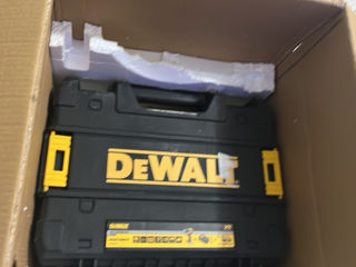 Dewalt