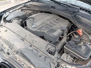 BMW 5 Series foto 10