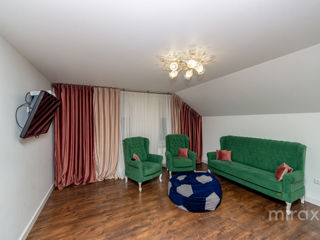 Apartament cu 3 camere, 210 m², Ciocana, Chișinău foto 2