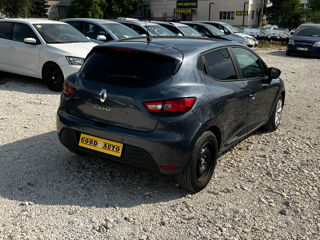 Renault Clio foto 3