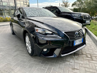 Lexus IS Series