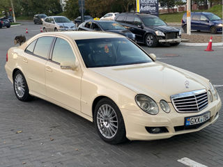 Mercedes E-Class foto 3