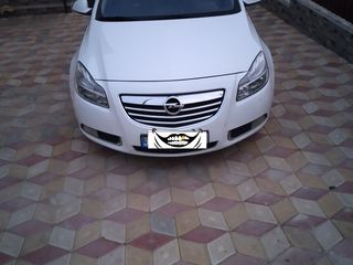 Opel Insignia foto 4