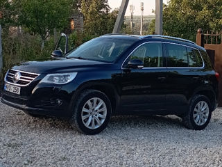 Volkswagen Tiguan foto 1