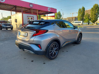 Toyota C-HR foto 4