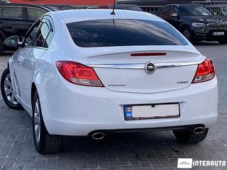 Opel Insignia foto 4