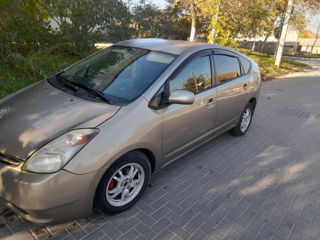 Toyota Prius foto 4