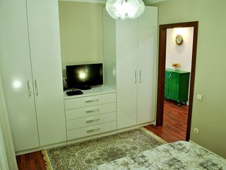 Apartment per day Center Cathedral Park,посуточно спальня & гостиная ул Пушкин 47|5 foto 6