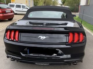 Ford Mustang foto 6