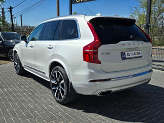 Volvo XC90 foto 8