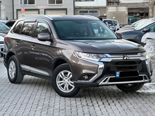 Mitsubishi Outlander foto 4