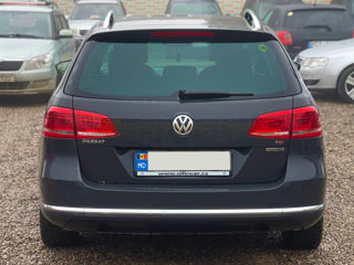 Volkswagen Passat foto 6