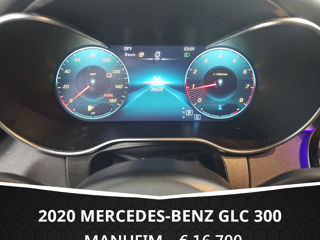 Mercedes GLC foto 7