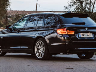 BMW 5 Series foto 5