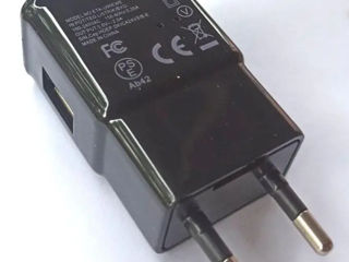 Incarcator USB Camera Зарядка USB камера foto 6