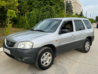 Mazda Tribute foto 1