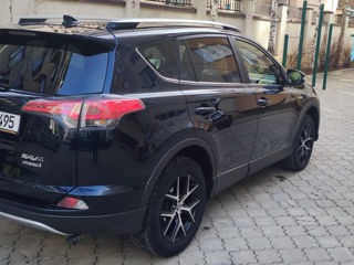 Toyota Rav 4 foto 5